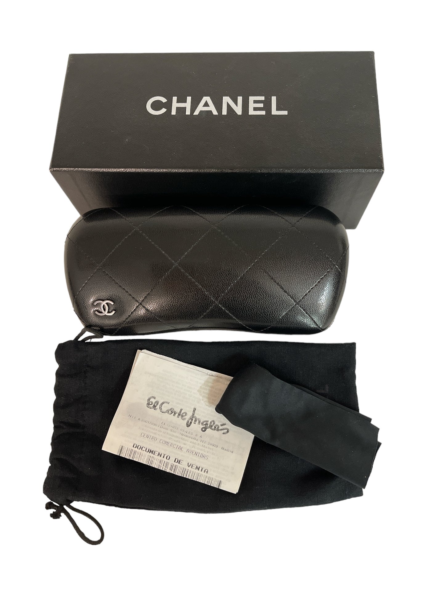 Chanel Cat eye Sunglasses Gold Hardware