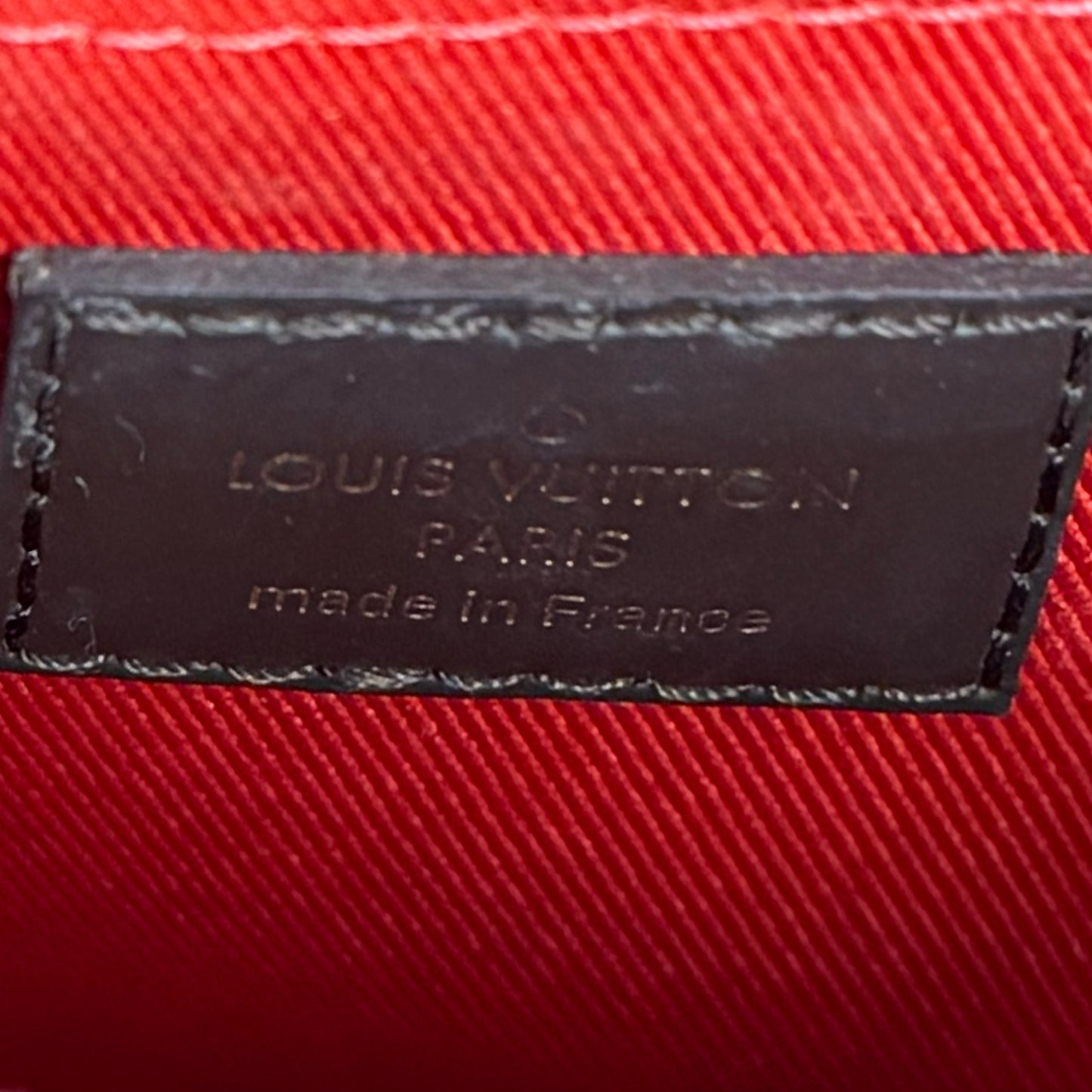 LOUIS VUITTON CROISETTE DAMIER