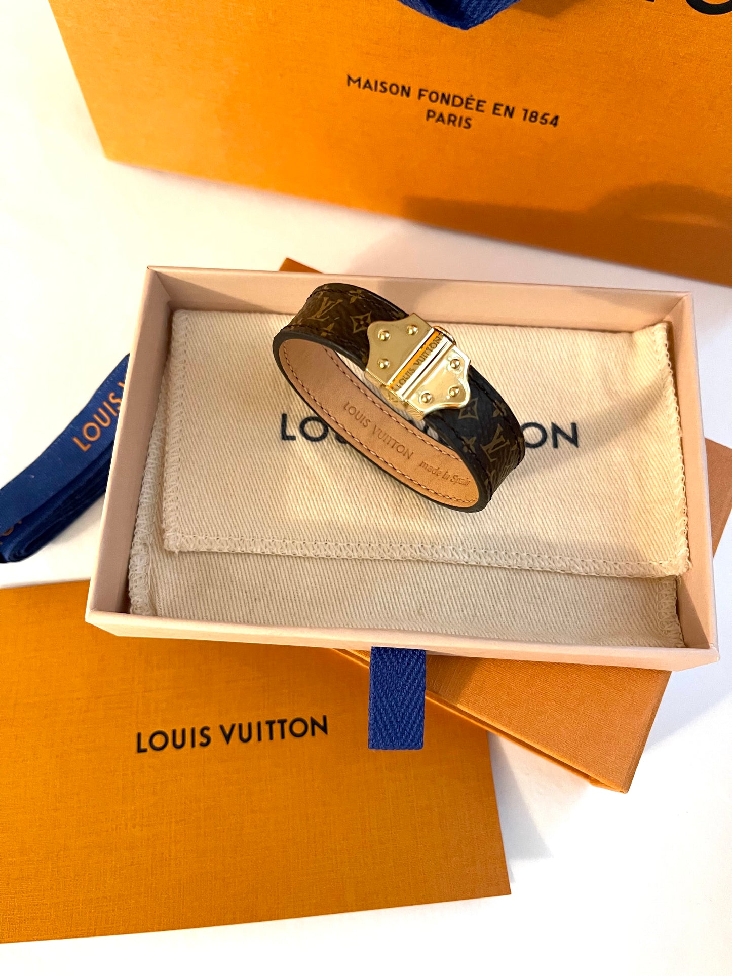 Lv Spirit Nano Monogram Bracelet