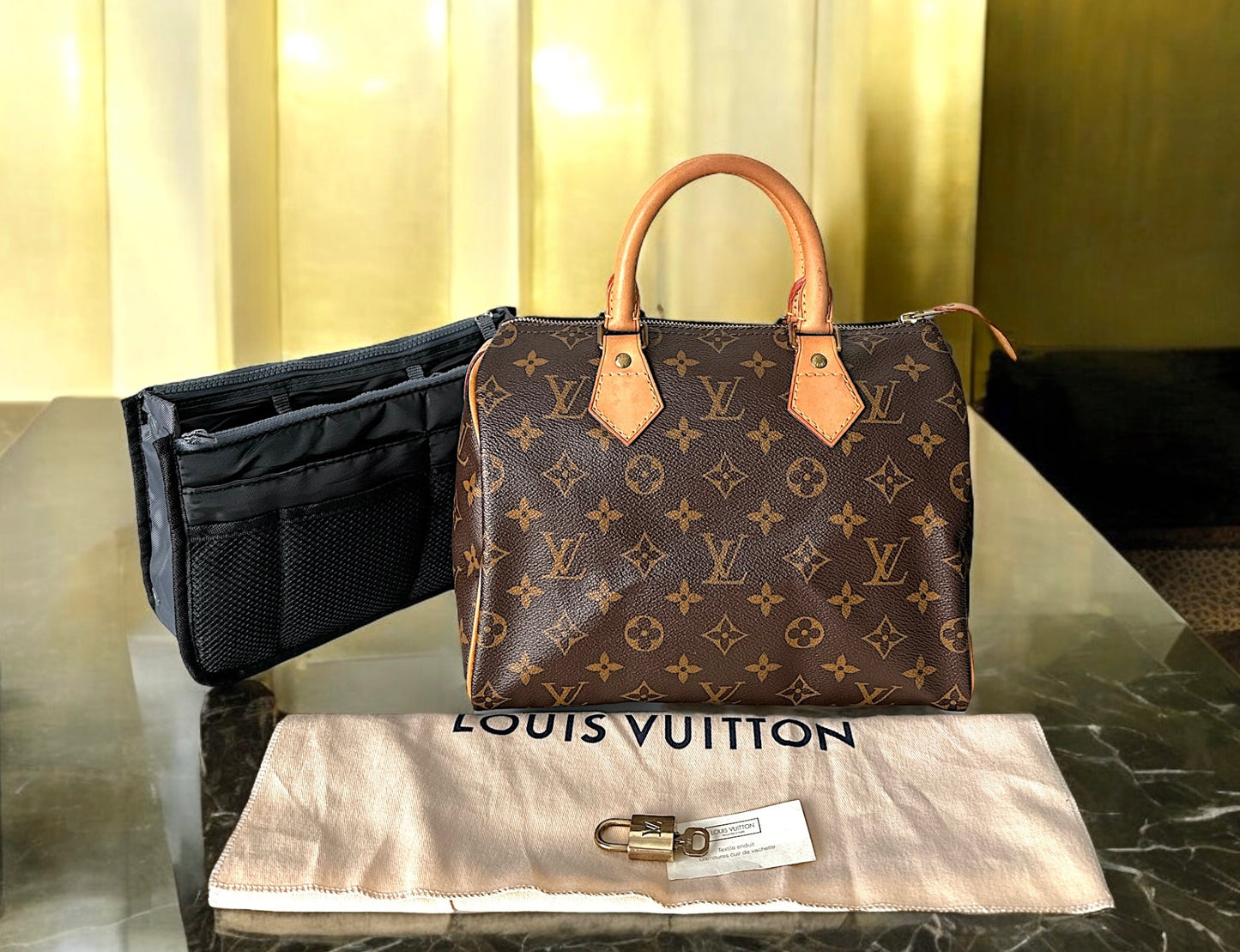 Louis Vuitton Speedy 25 Monogram Bag