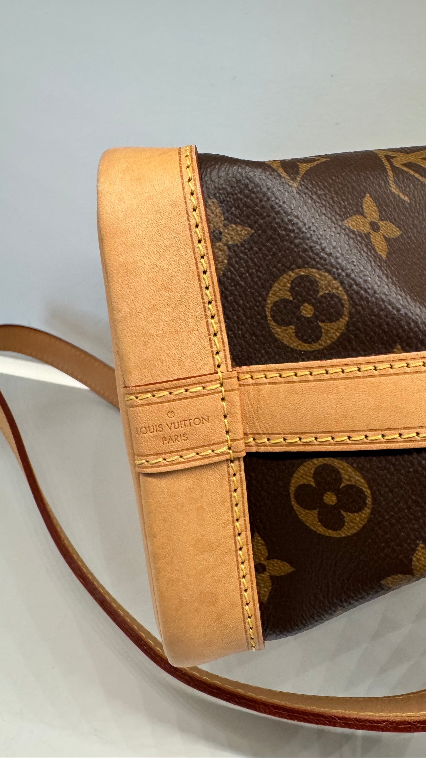 2105710-143111 Louis Vuitton Noe BB Monogram Bag ( Microchip)