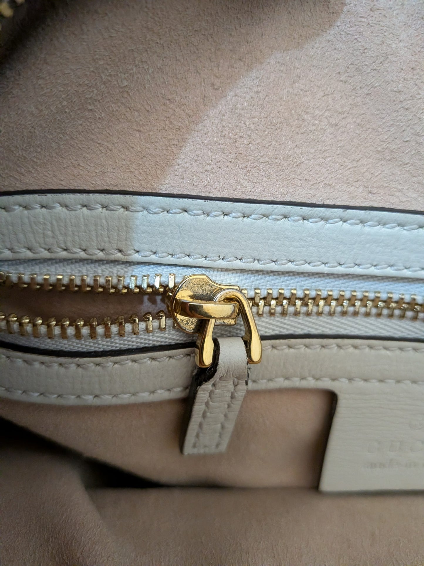 Gucci Horsebit 1955 GG Supreme Beige Crossbody Bag