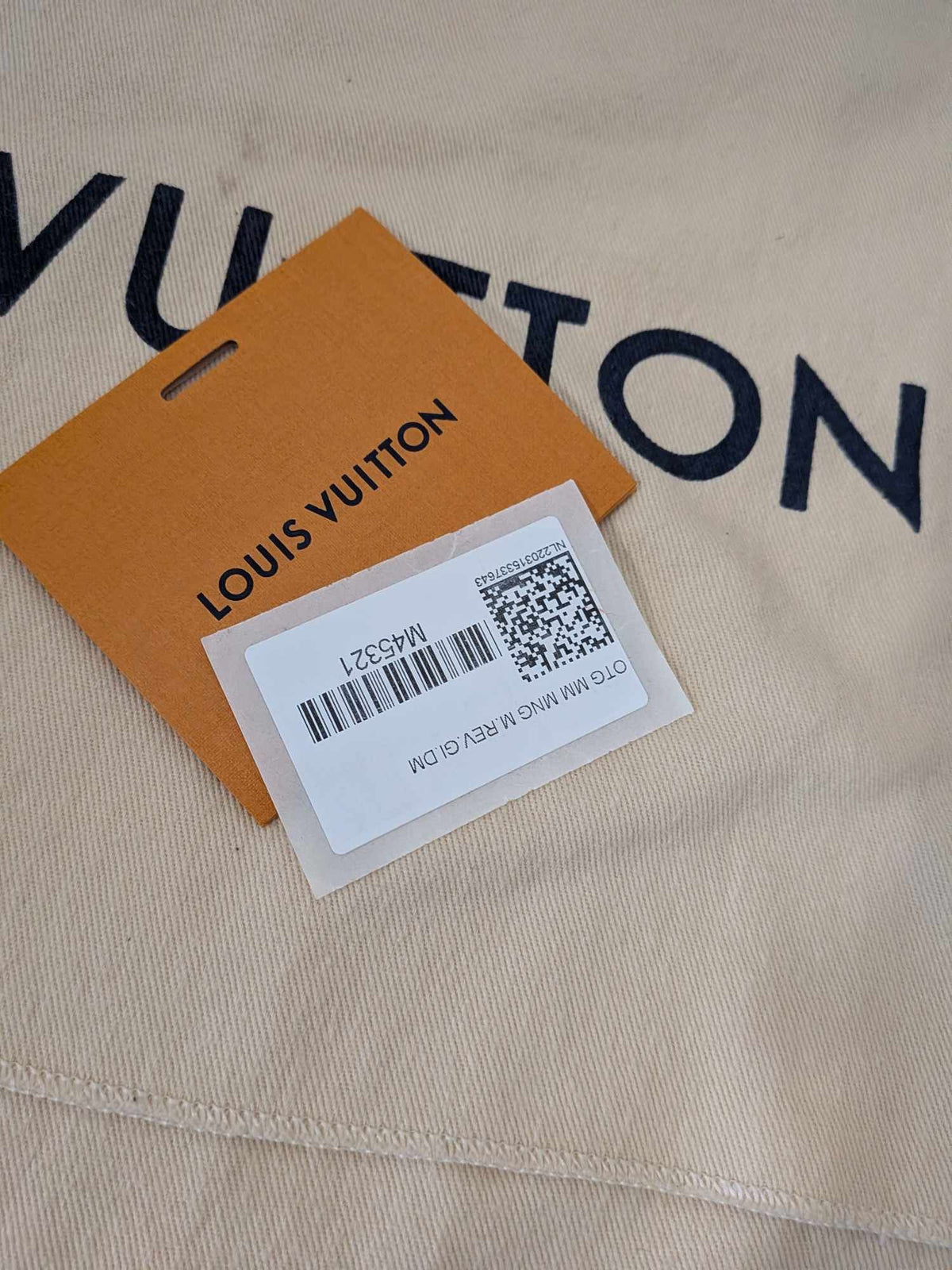 2205710-1432186 Louis Vuitton Onthego MM Monogram Reverse (Microchip)