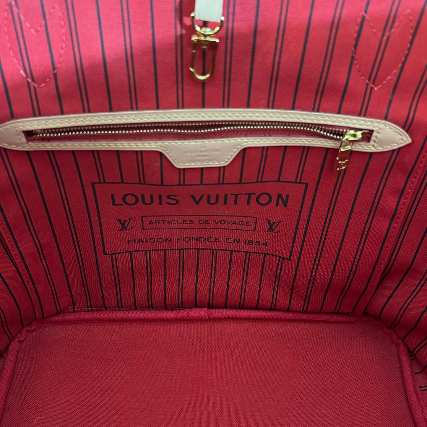 LOUIS VUITTON NEVERFULL MM MONOGRAM CHERRY WITH CLUTCH