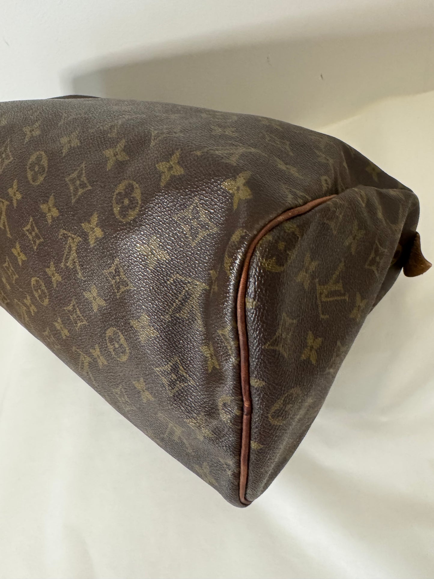 PA4896 Louis vuitton speedy 30 monogram bag Datecode : Unreadable