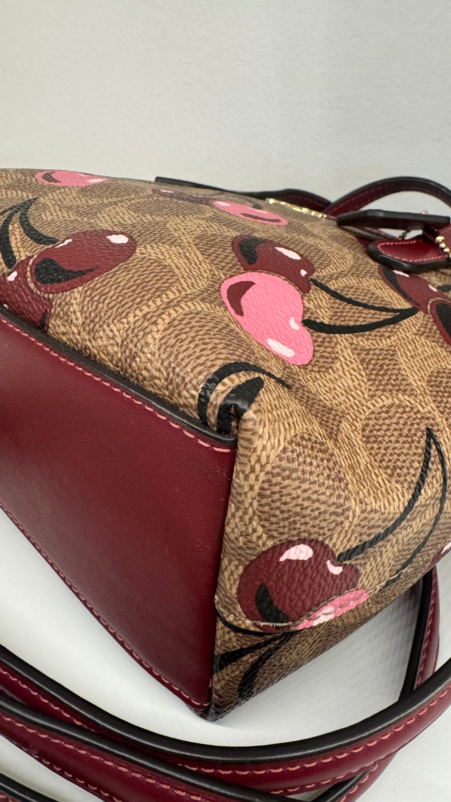 110580420 Coach Mini Tote CC Signature Red Cherry With Strap (NoK2492-CY737)