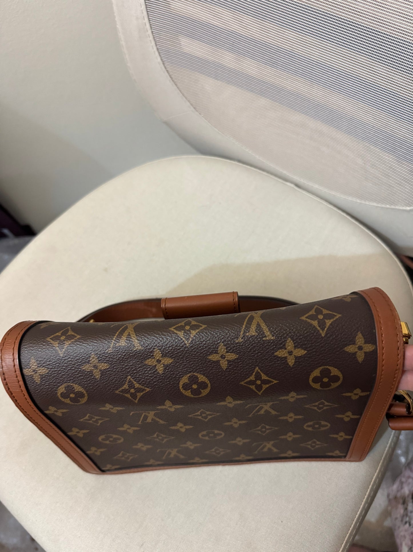 220570-143231 Louis Vuitton Dauphine MM Bag (FL4210) Made in France