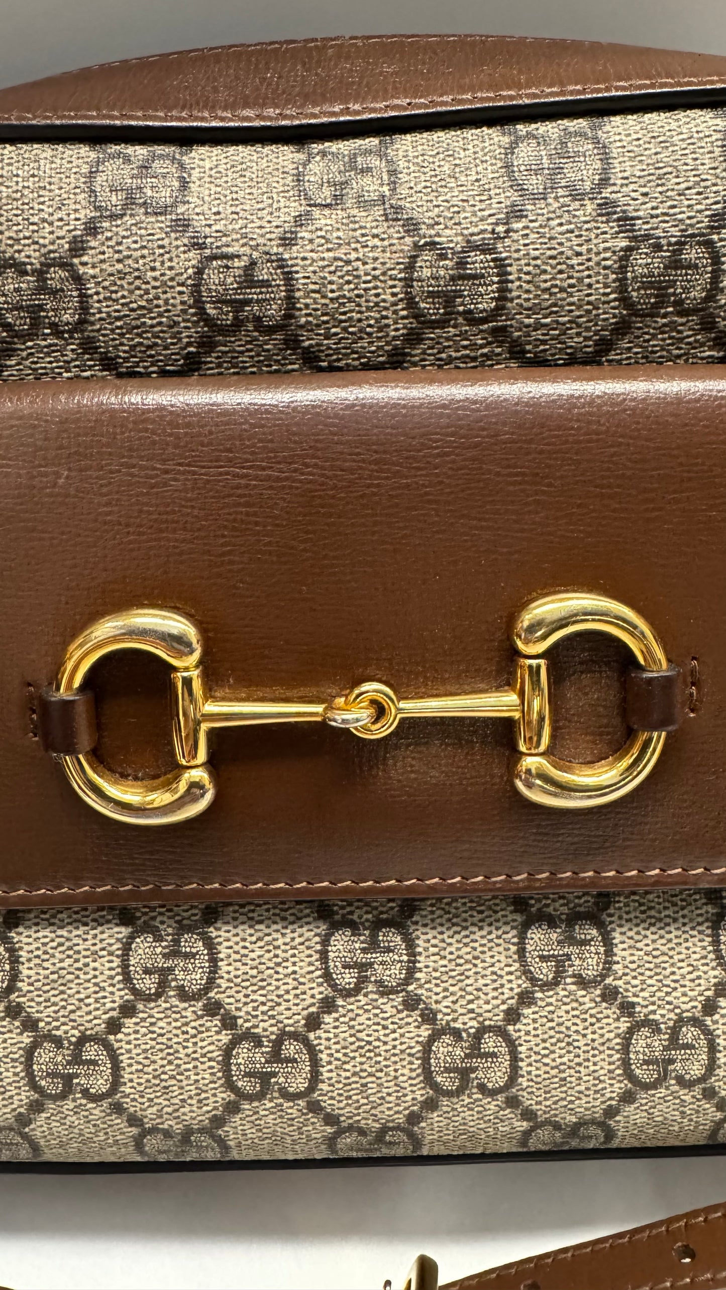 2205710-143144 Gucci horsebit 1955 GG Brown Camera Bag (645454 493075 / B03407885)