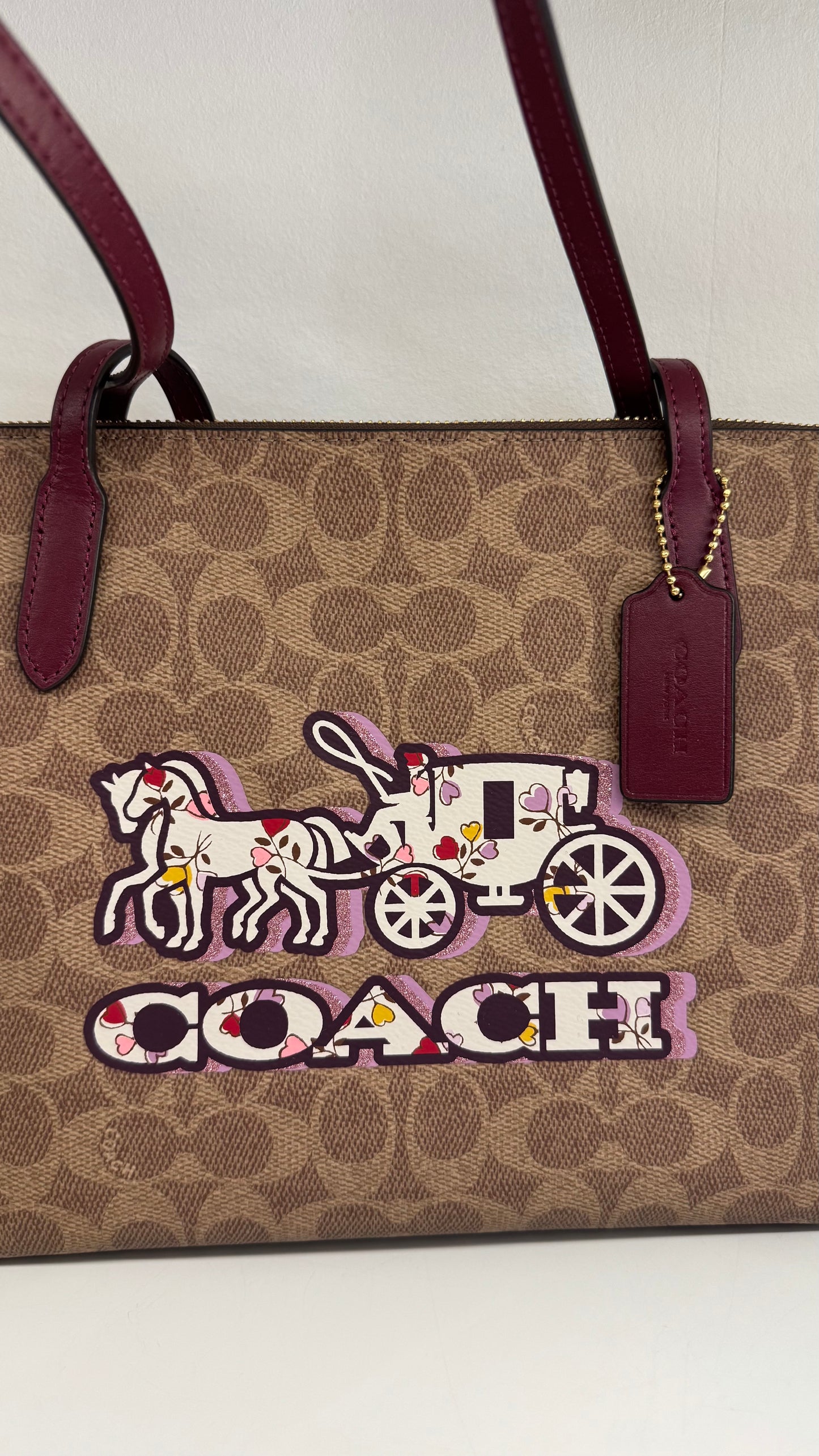 2205710-143141 Coach Fiona CC Signature Tan/ Black Cherry (NoJ2480-CX587)