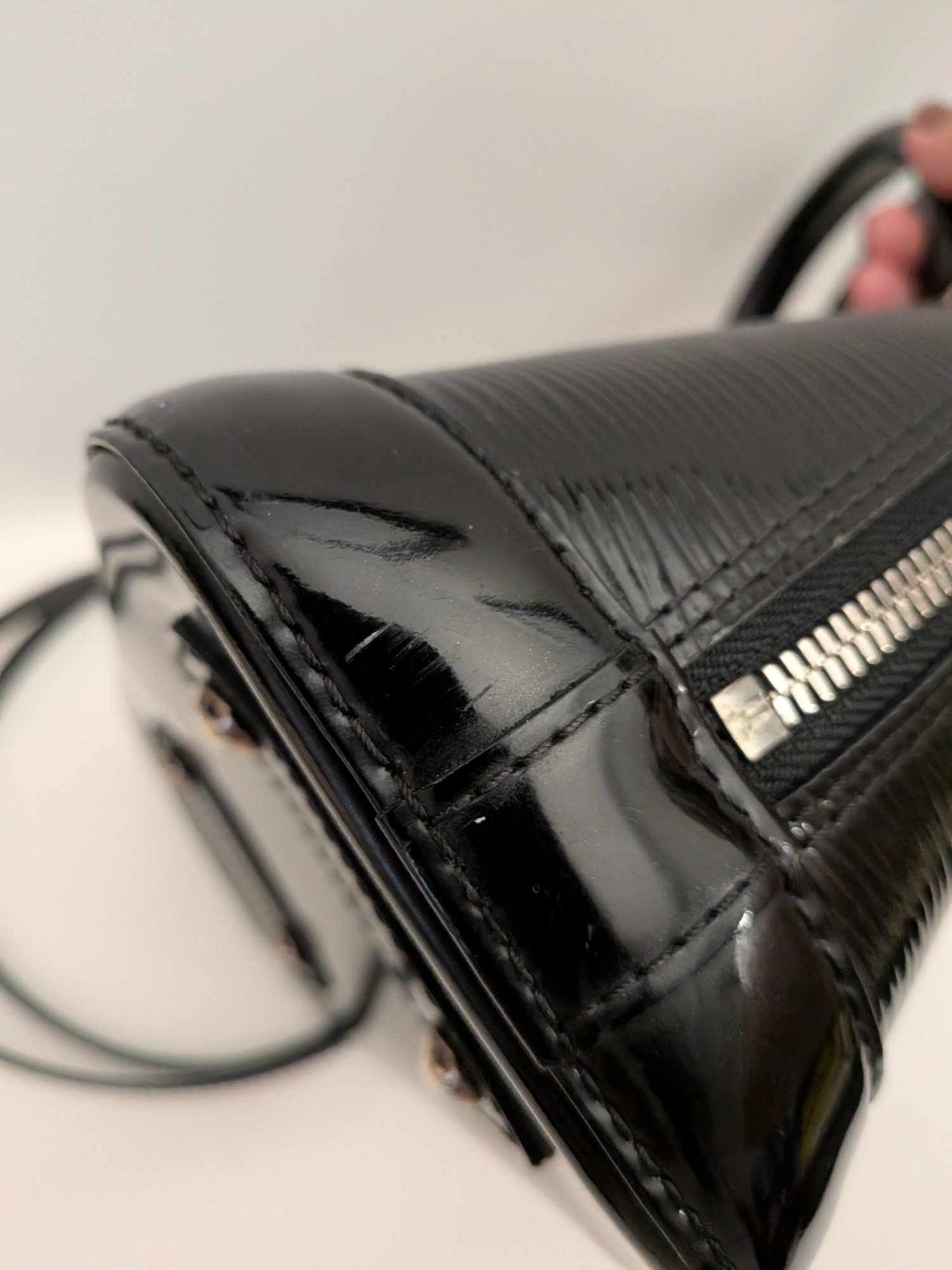 2205710-1432116 Louis Vuitton Alma BB Epi Black Silver Hardware (MI0123)