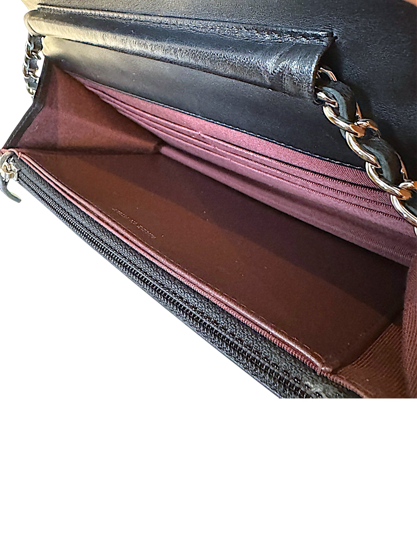 Classic Wallet On Chain Lambskin & Silver-Tone Metal Black