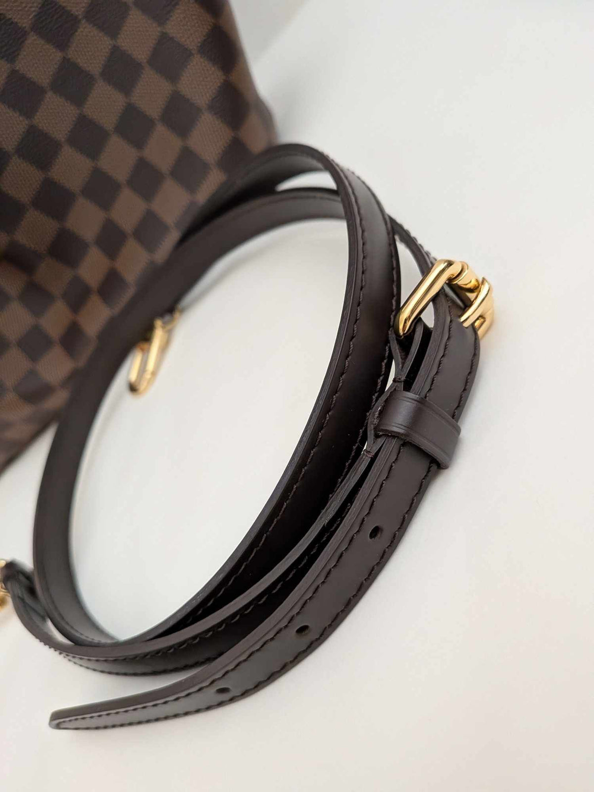 2205710-1432246 Louis Vuitton Siena MM Damier Ebene Bag (TJ3189) Made in France