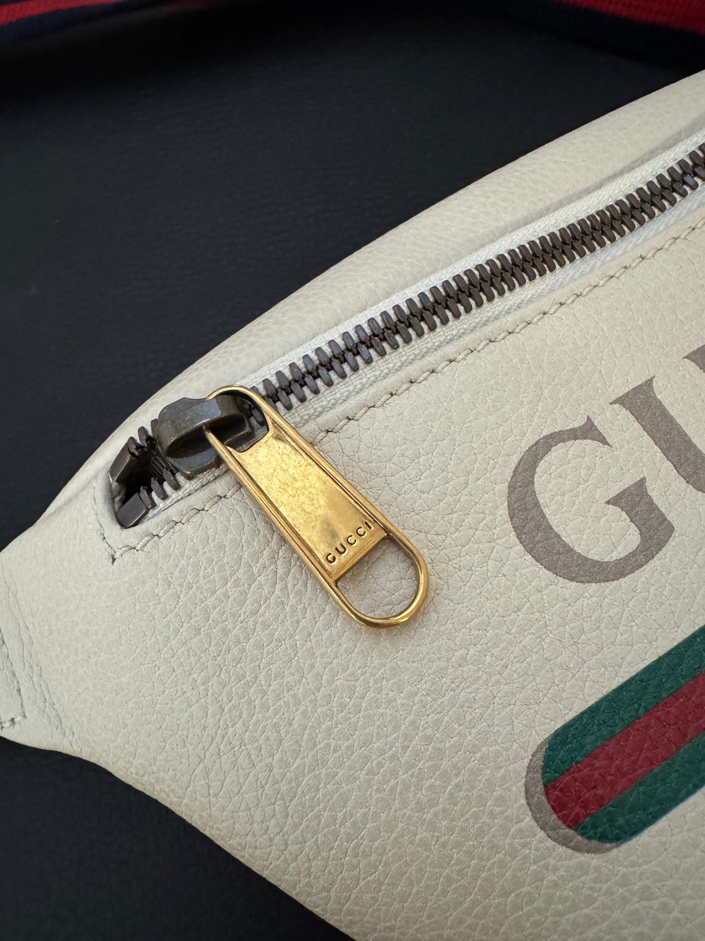 110580641
Gucci belt bag cream print (527792 204991 / B027868454) Made in Italy
