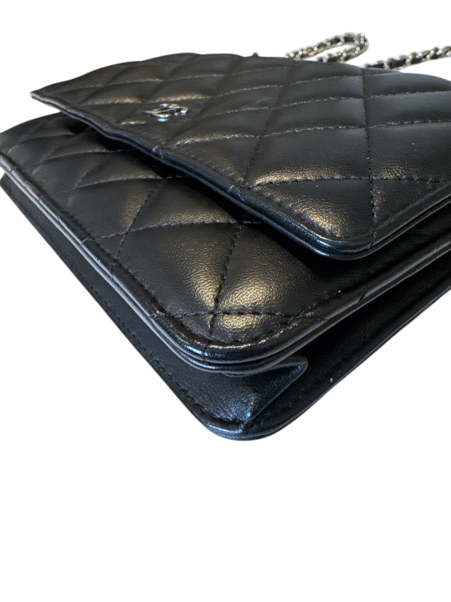 Classic Wallet On Chain Lambskin & Silver-Tone Metal Black