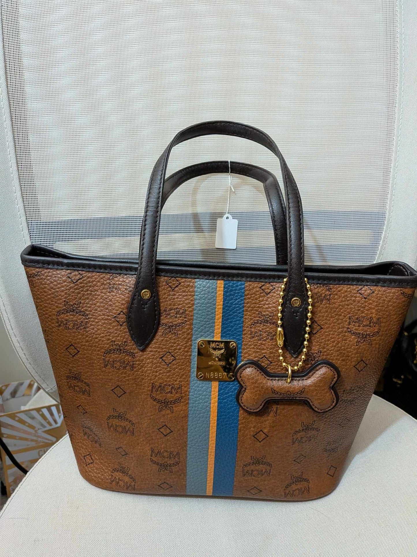 110580362 MCM Small Shopping Tote Visetos Brown