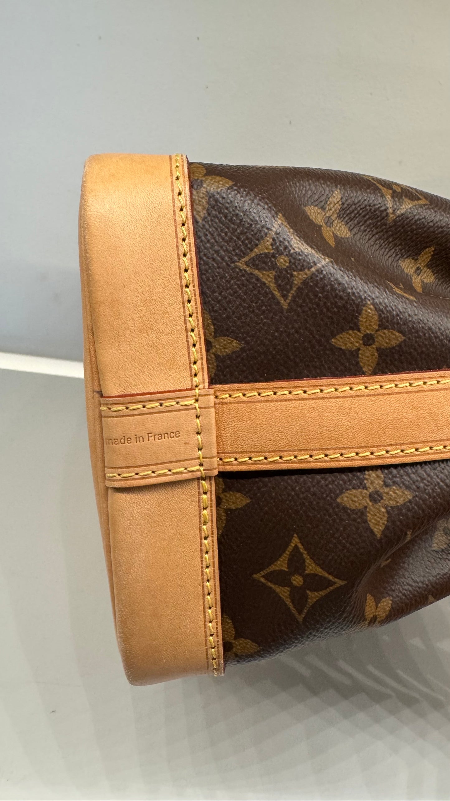 2105710-143111 Louis Vuitton Noe BB Monogram Bag ( Microchip)