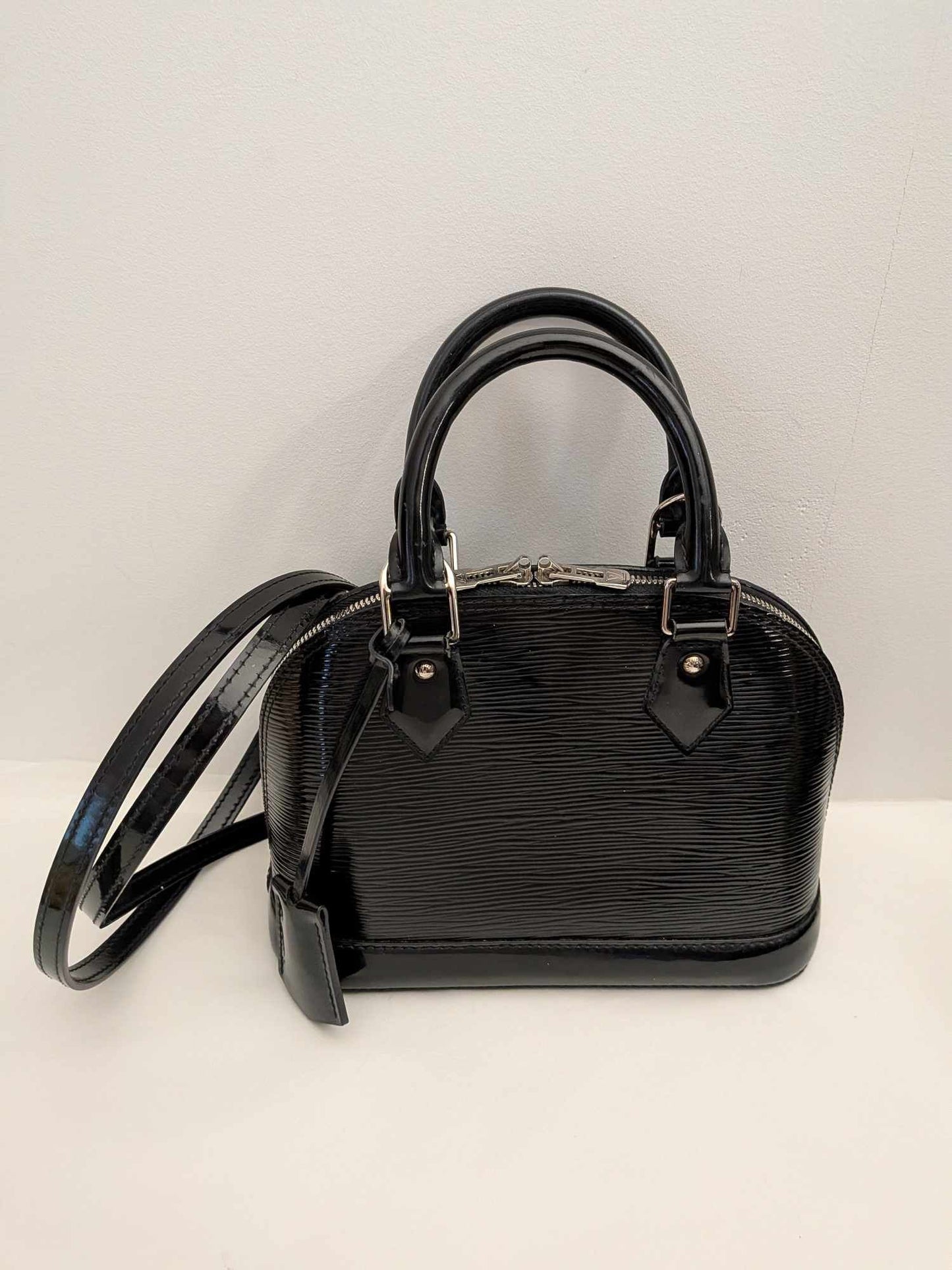 2205710-1432116 Louis Vuitton Alma BB Epi Black Silver Hardware (MI0123)