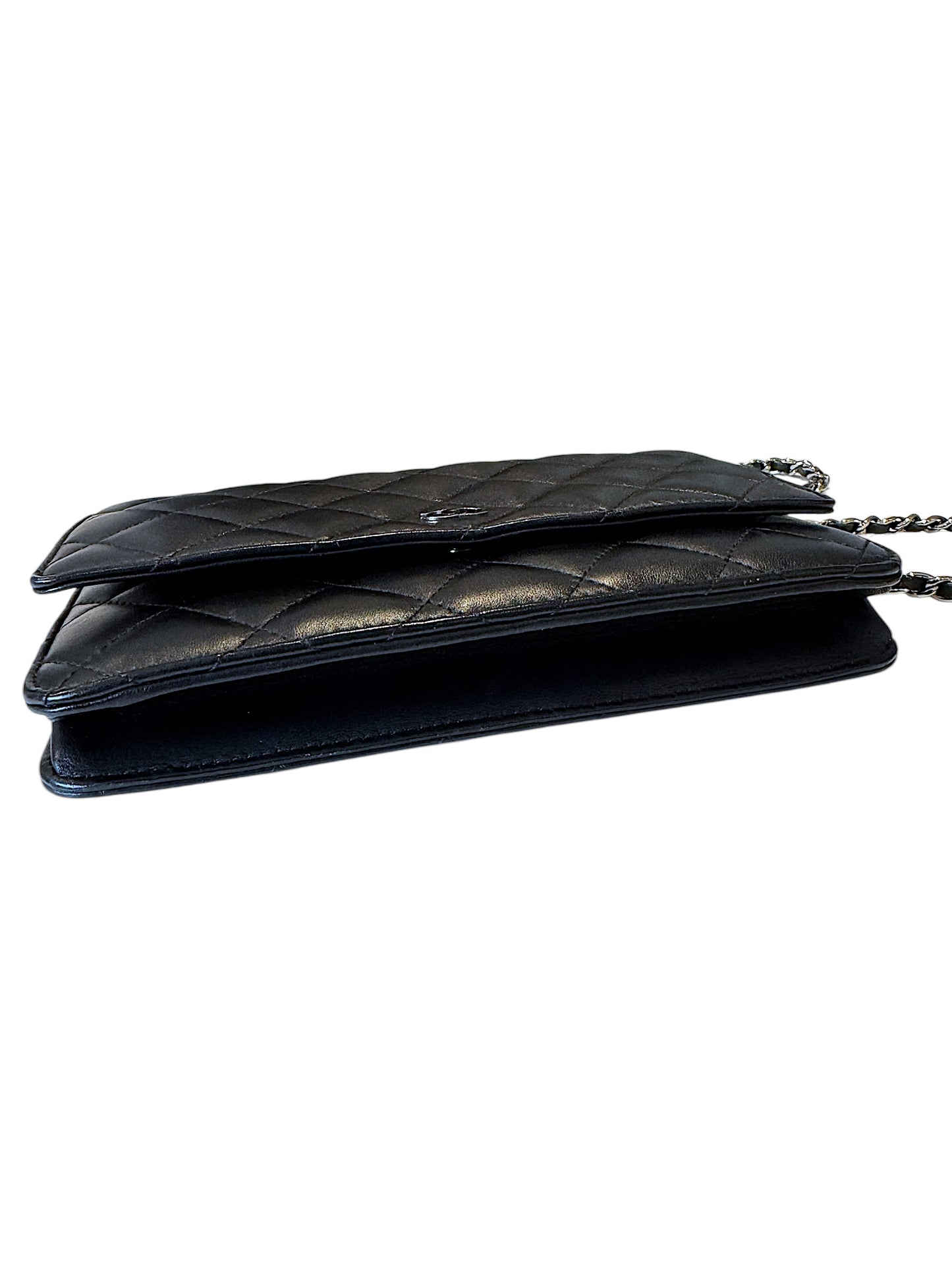 Classic Wallet On Chain Lambskin & Silver-Tone Metal Black