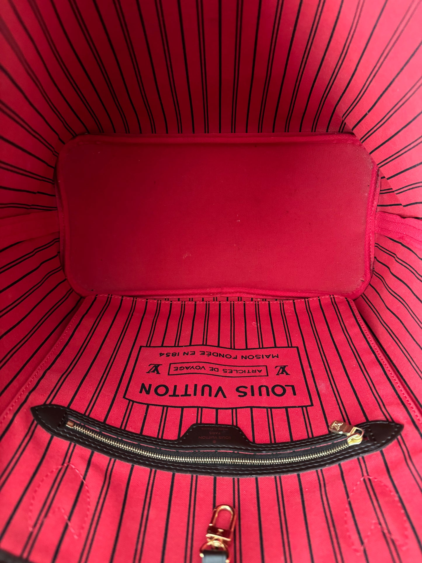 Louis Vuitton Neverfull Damier Ebene MM Cerise Bag