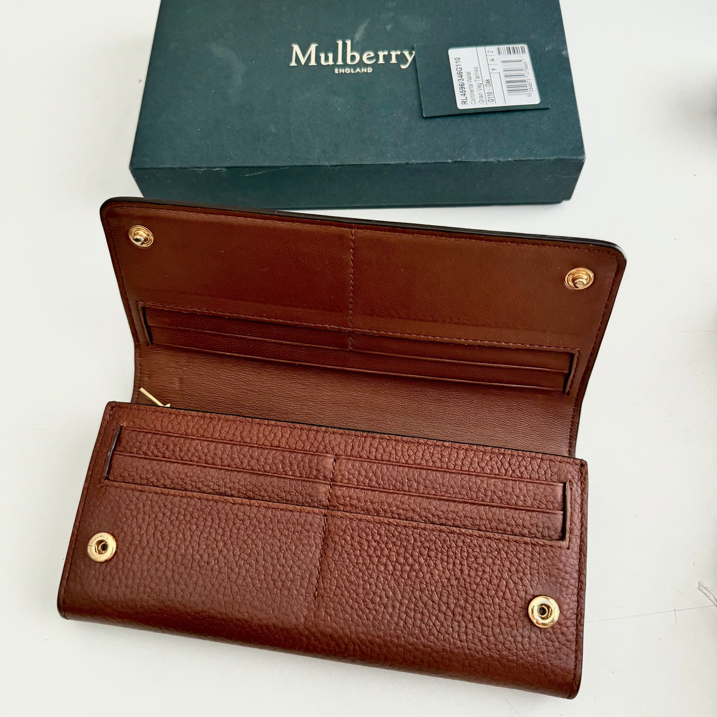 Continental Wallet
Oak Small Classic Grain