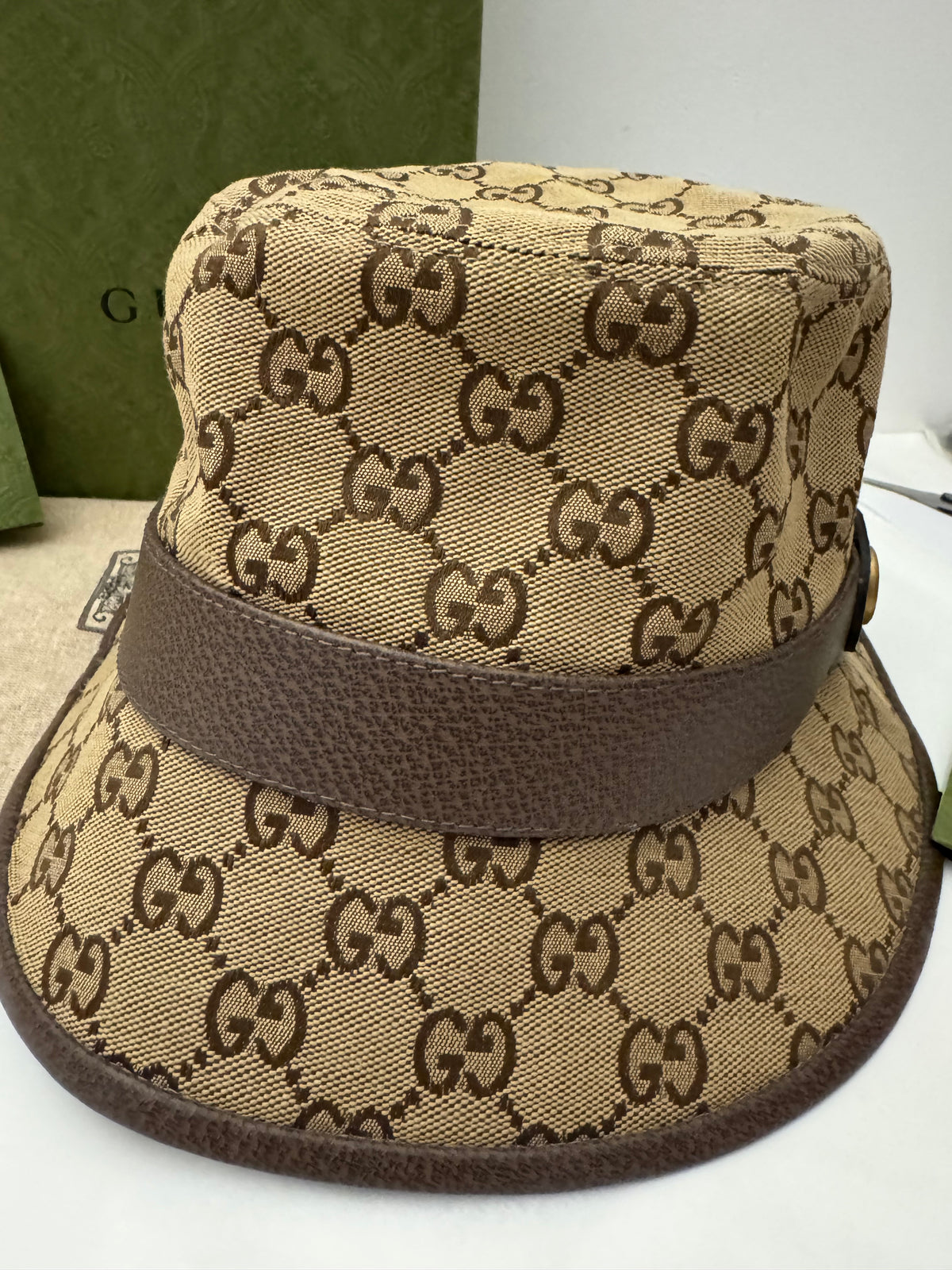 2205710-1432159 Gucci GG Bucket Hat Brown Sile L 576587 4HG62