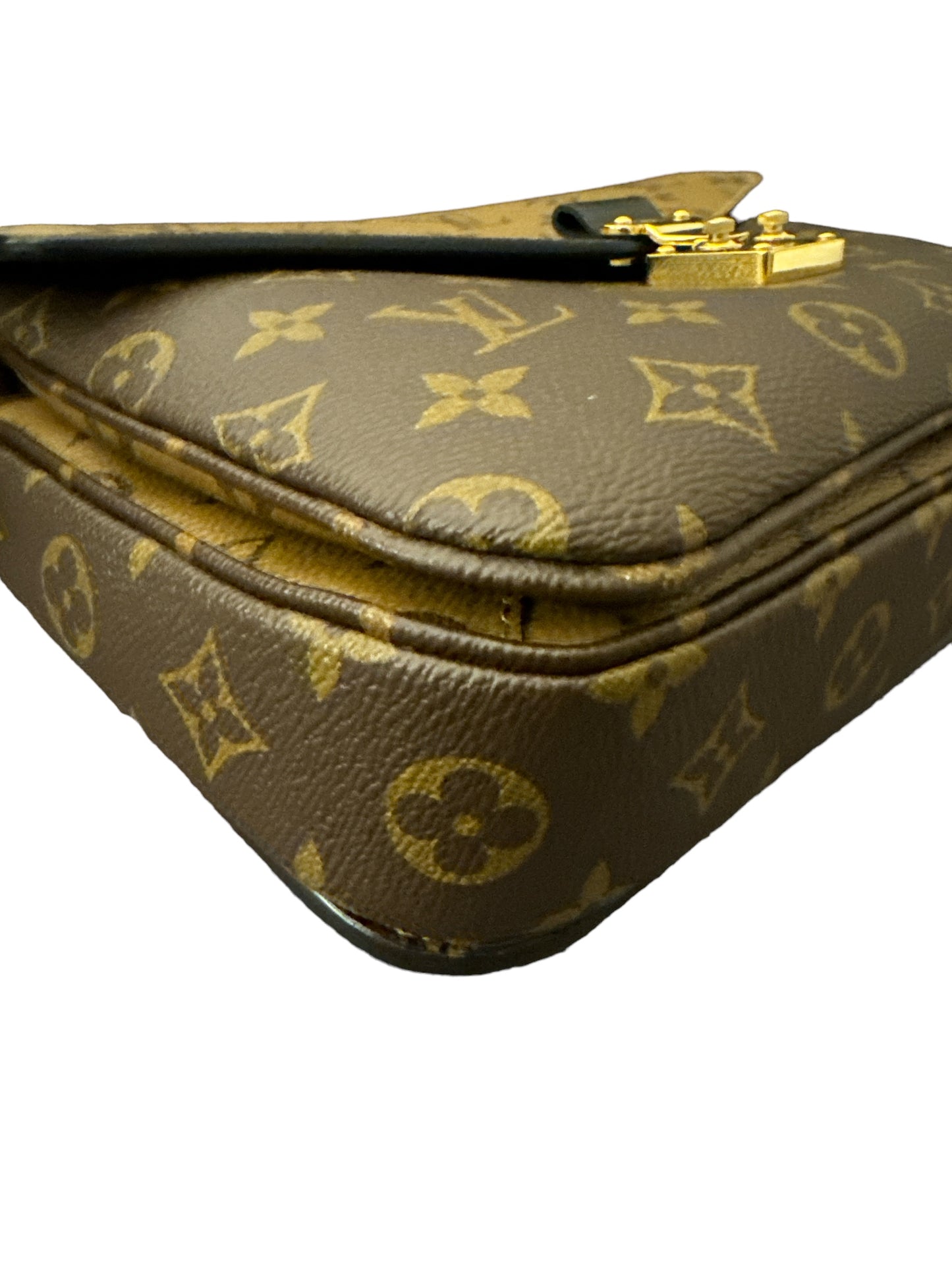 Louis Vuitton Pochette Metis Monogram Reverse Bag