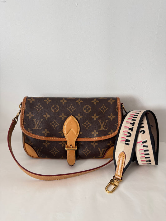 2205710-1432158 Louis Vuitton Diane Satchel Monogram Black