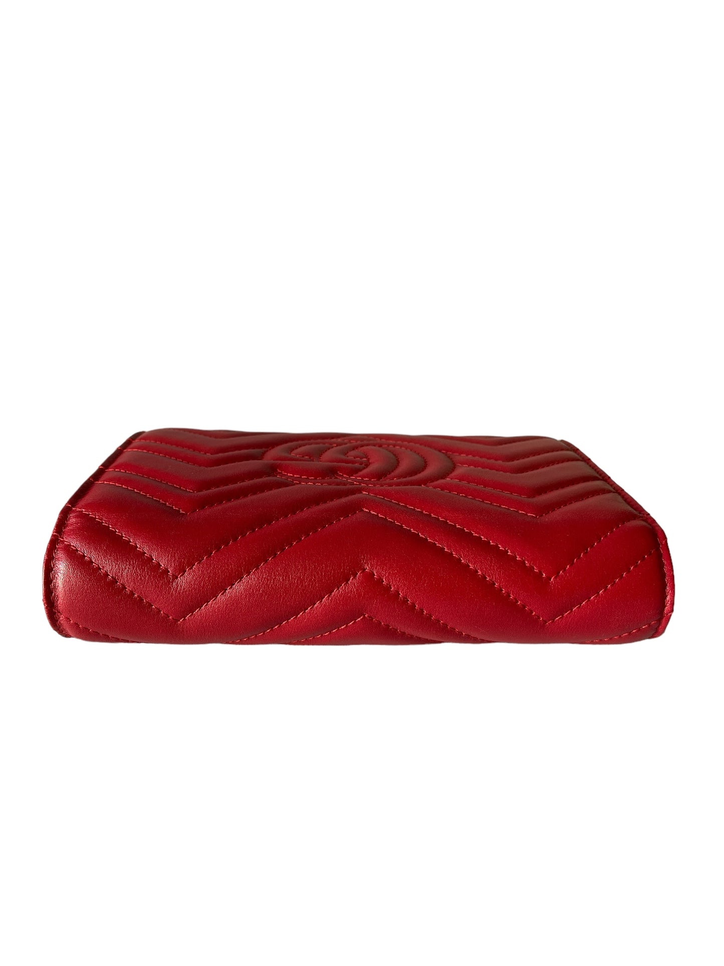 GUCCI GG MARMONT MATELASSÉ MINI BAG IN RED