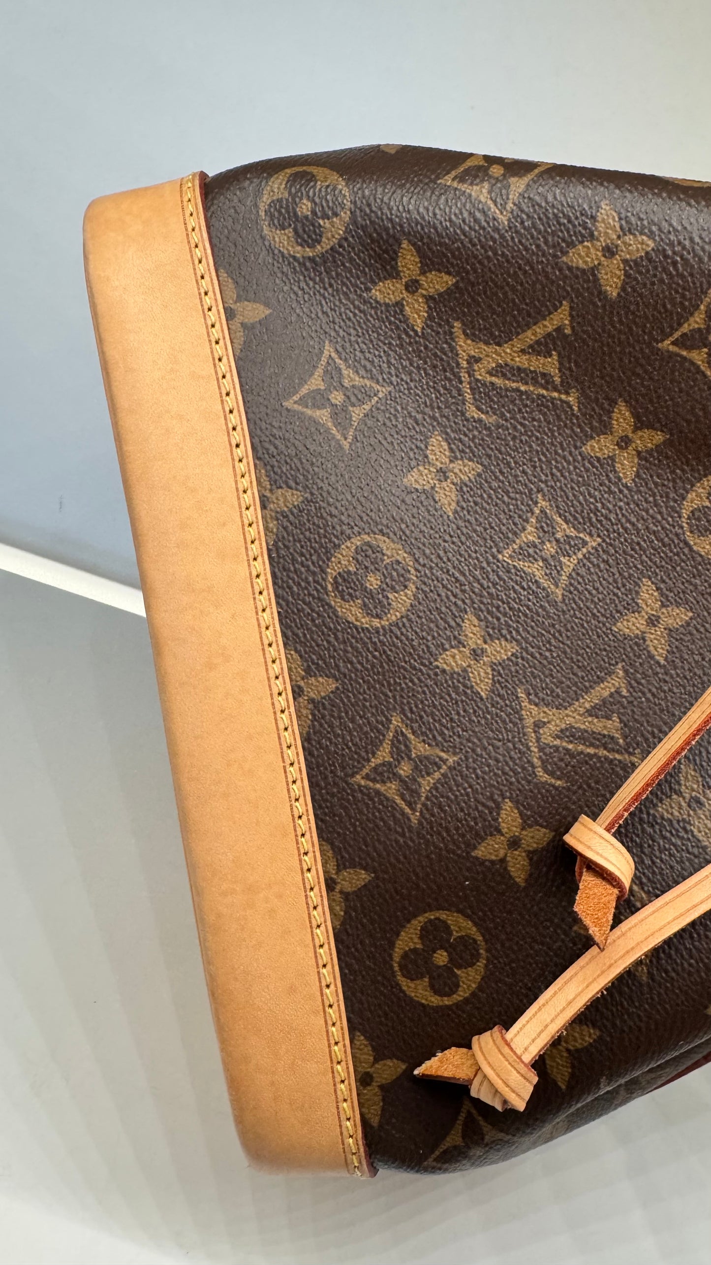 2105710-143111 Louis Vuitton Noe BB Monogram Bag ( Microchip)