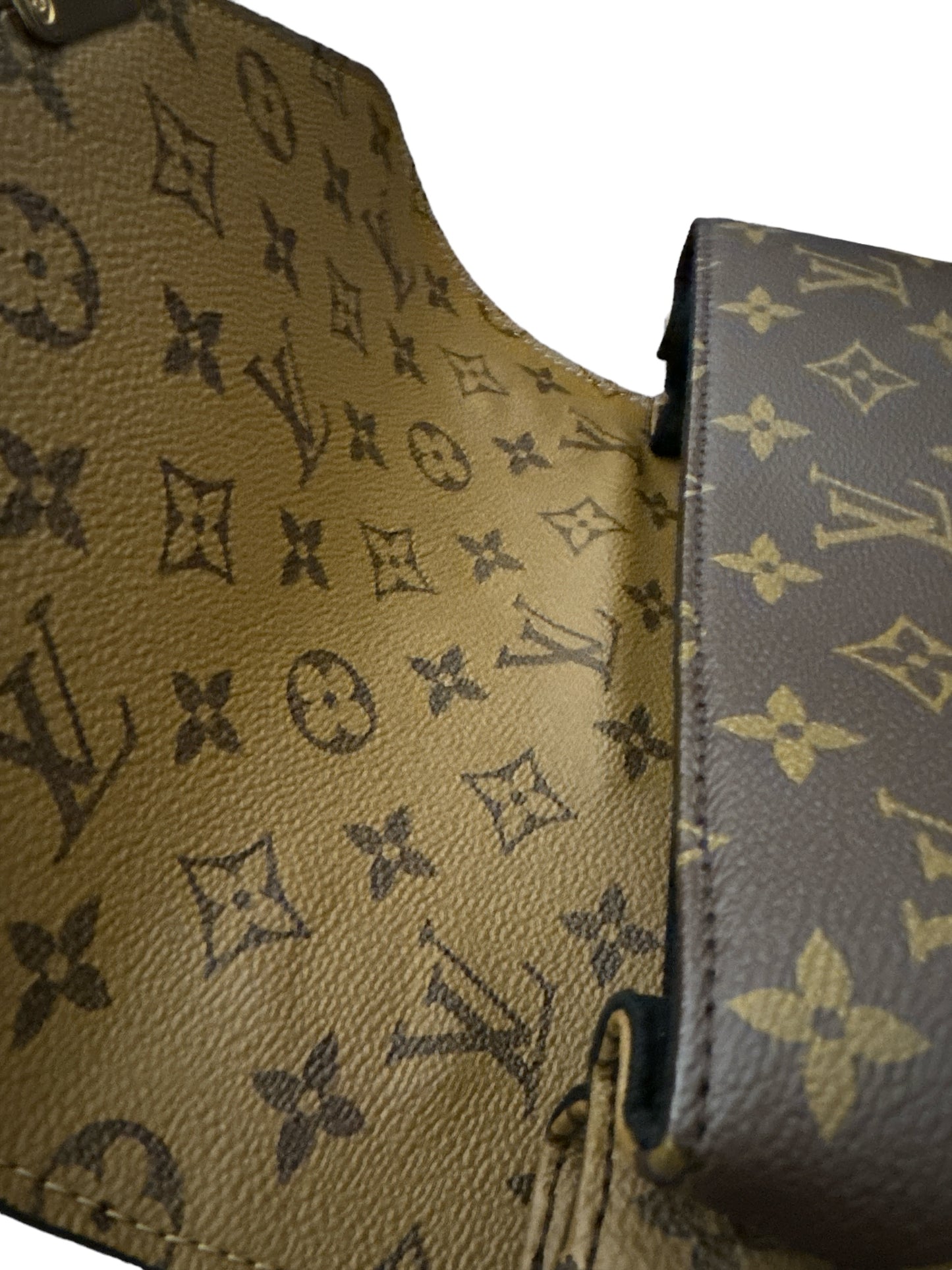 Louis Vuitton Pochette Metis Monogram Reverse Bag