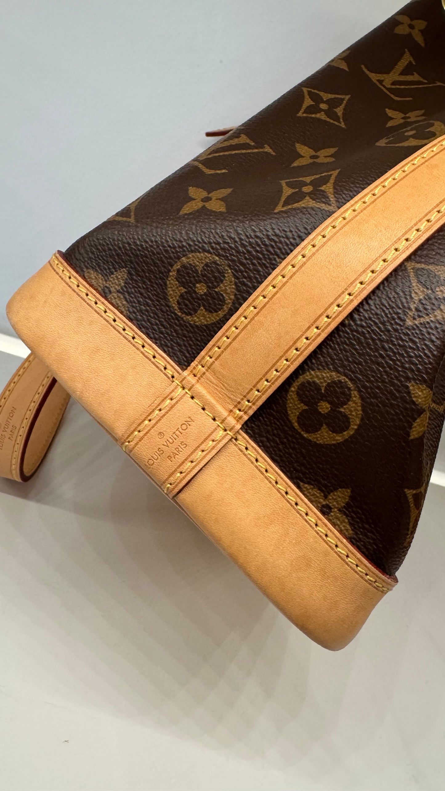 2105710-143111 Louis Vuitton Noe BB Monogram Bag ( Microchip)