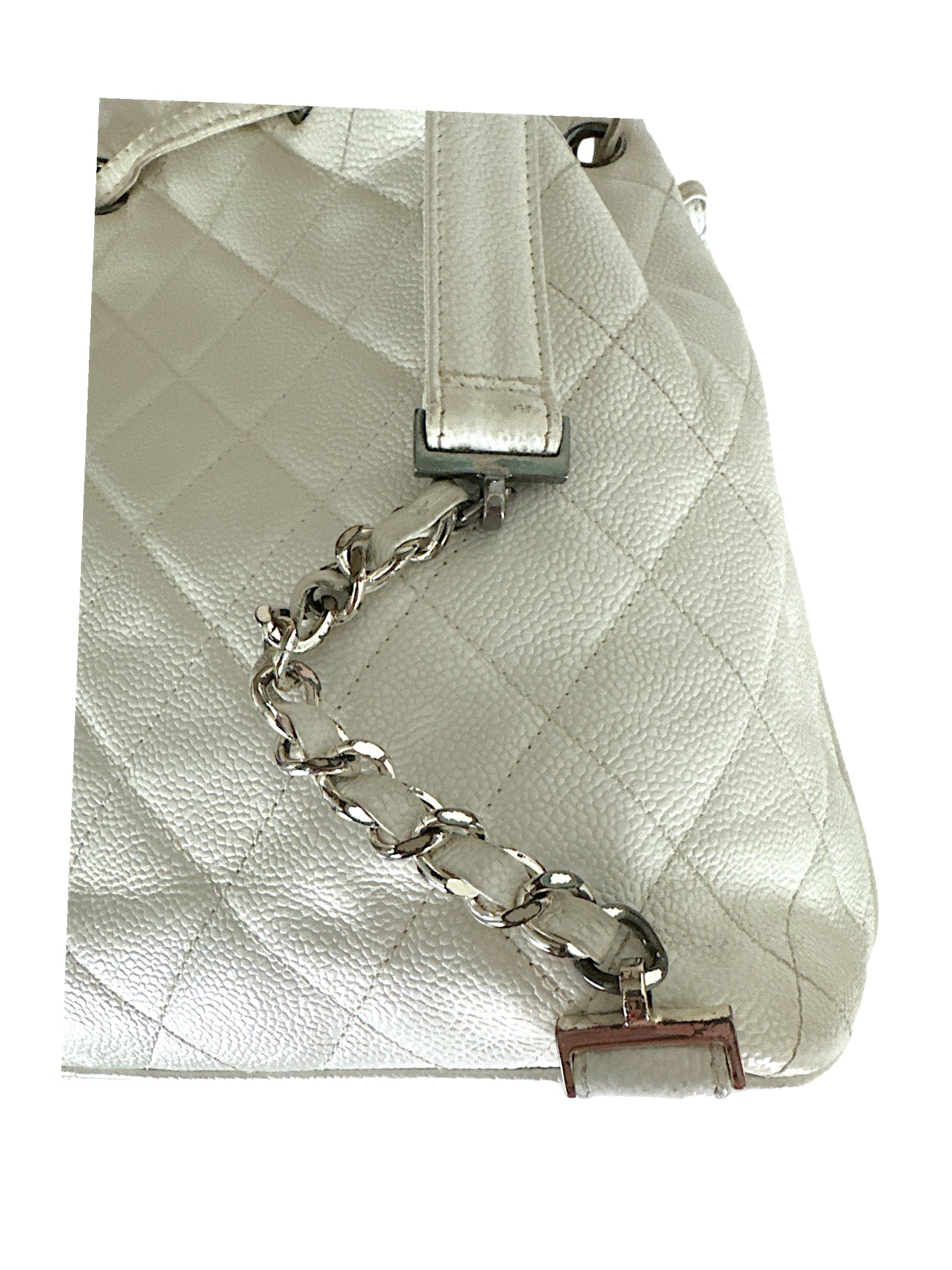 Chanel Caviar White Leather Bucket Bag Silver Hardware