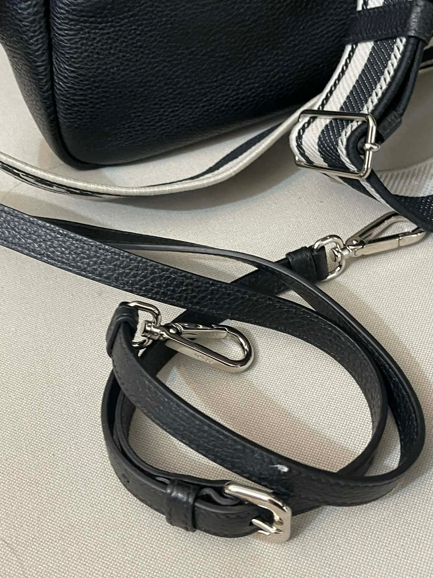 2205710-143070 Prada Flou small shoulder bag (180) Made in Italy comes with dustbag,booklet, straps and the certificate