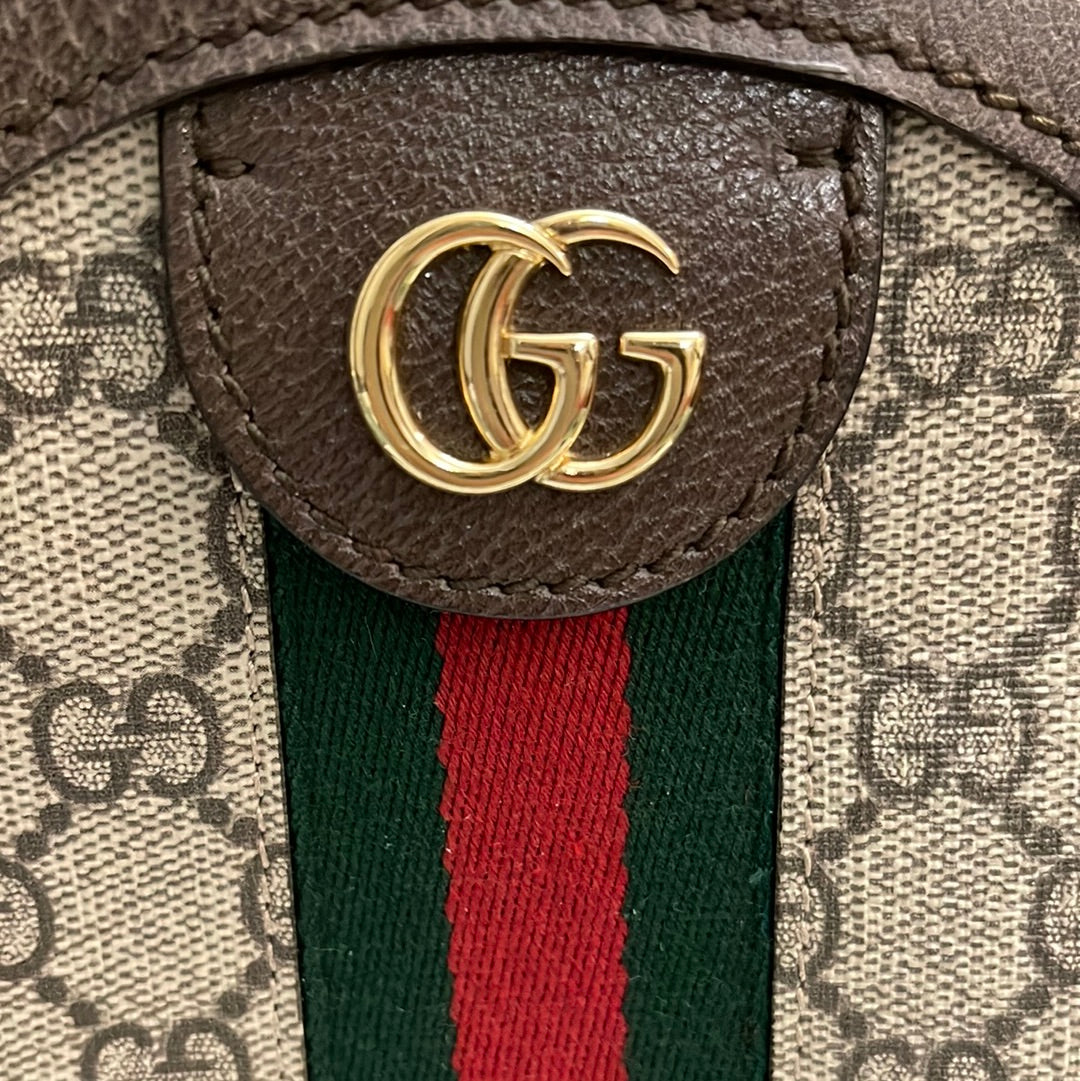 Gucci small best sale round bag